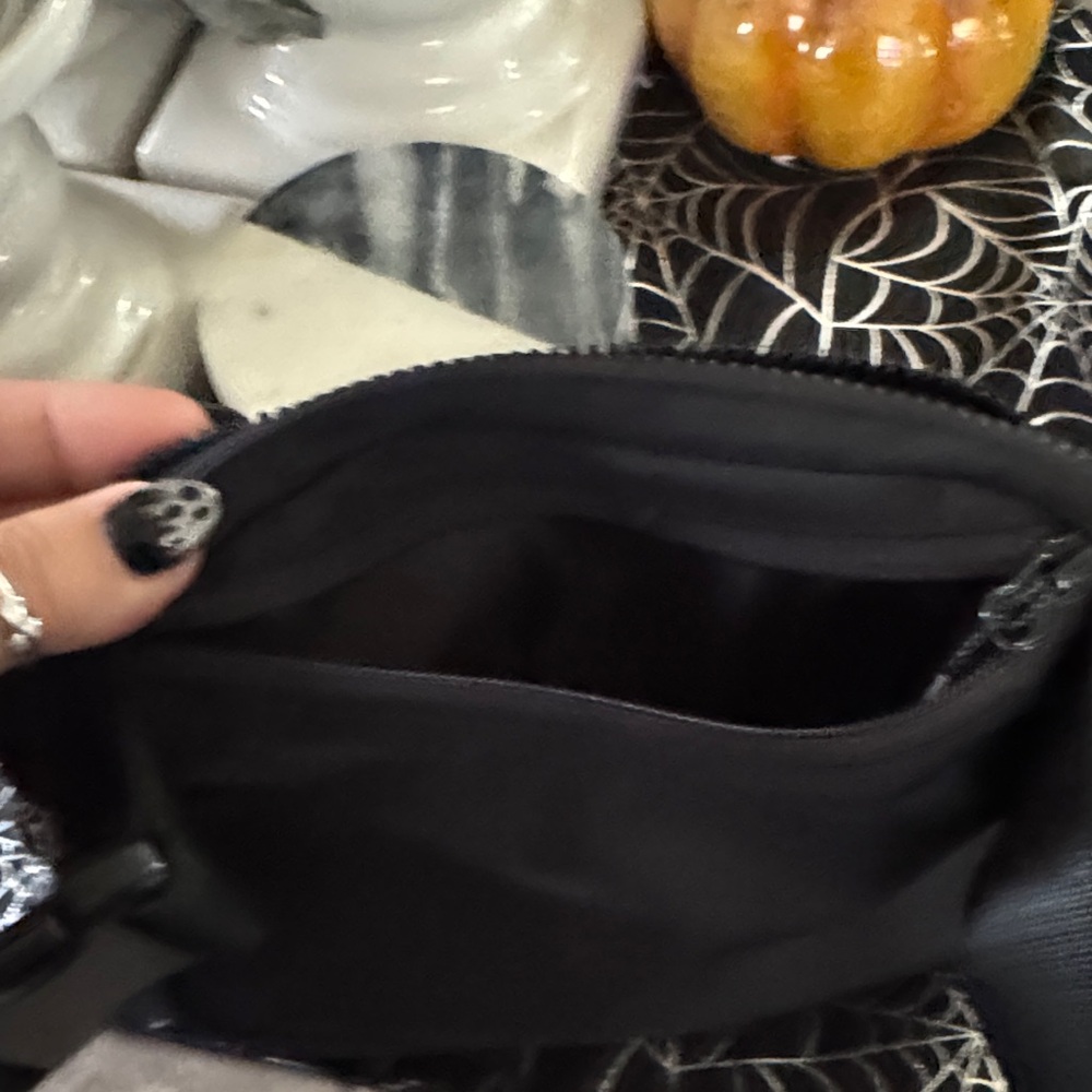 lululemon athletica Black Belt Bag - Picture 7 of 9